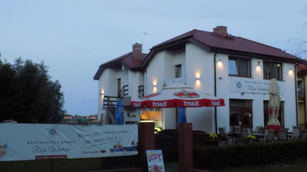 Roza Wiatrow Apartment Grzybowo  Exterior photo